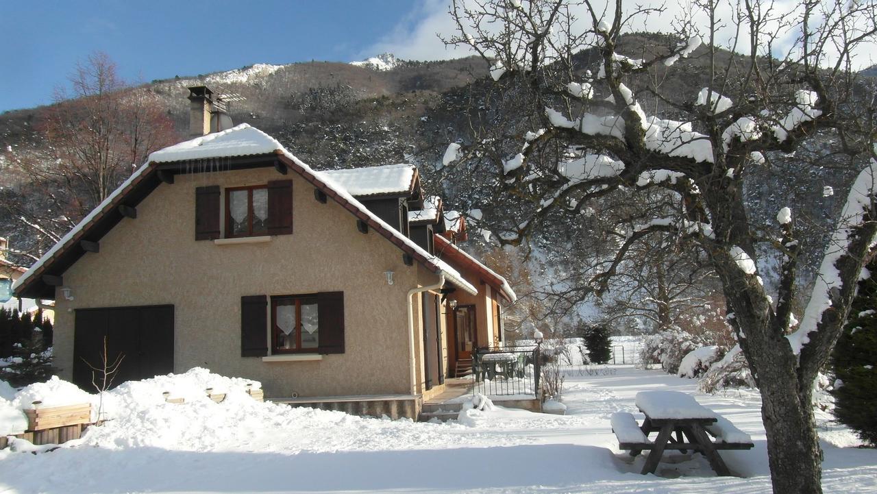 Au Vieux Tilleul Bed & Breakfast Veynes Exterior photo